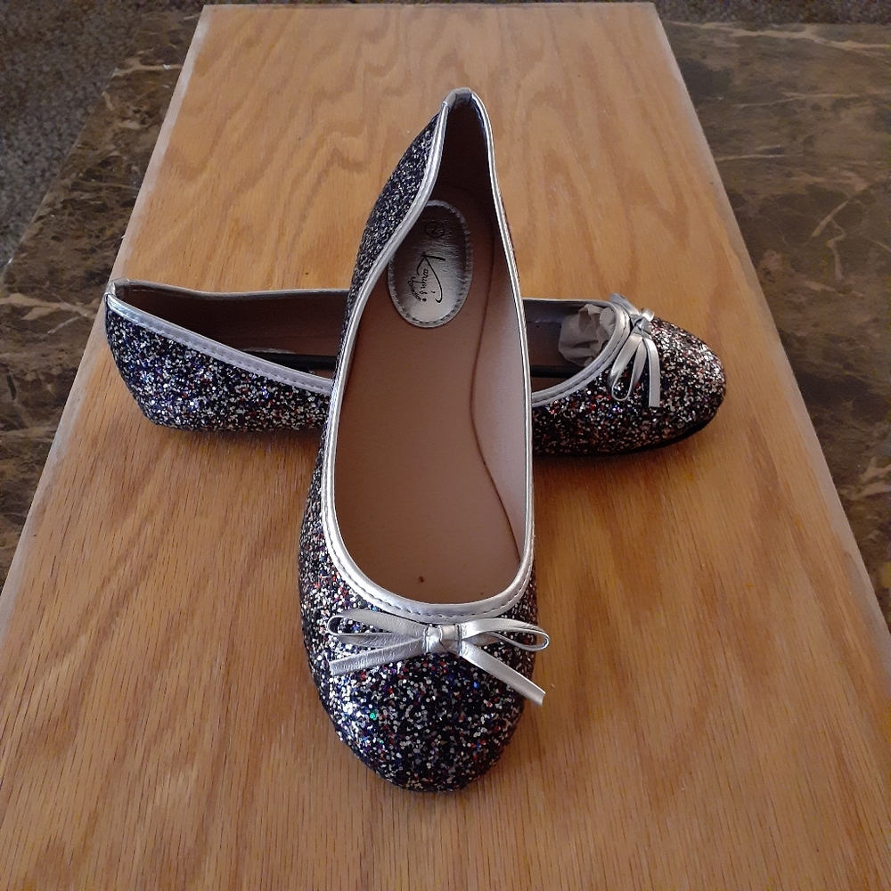 Womens size 7 flats